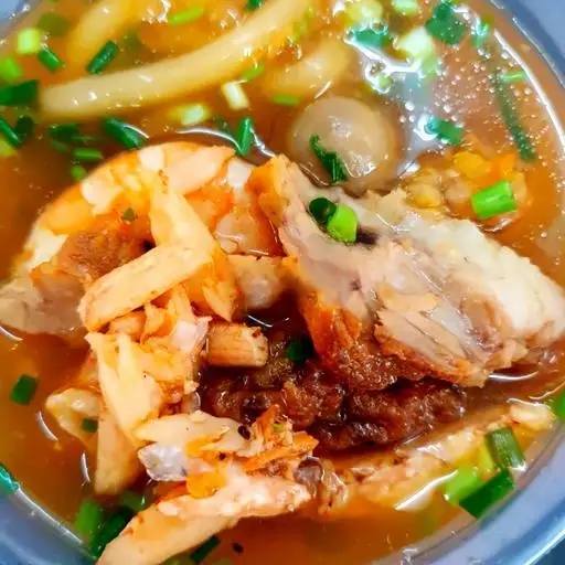Bánh Canh Cua - 60.000 ₫ tại Cô Bông - Bún Mắm - Chợ Tân Định