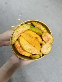 Hình ảnh Xoài dầm muối ớt