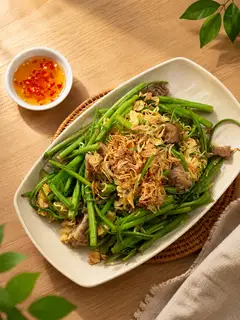 Hình ảnh Phá lấu mì gói xào