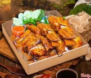 Hình ảnh Gà nướng ngũ vị+cơm lam+bánh bao