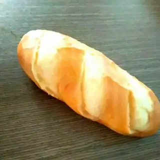 Bánh Mì 1 Ổ - 5.000 ₫ tại Cháo Ếch Singapore Phạm Thư - Hà Bổng
