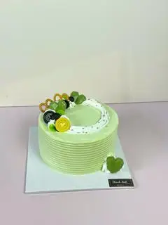 Bánh kem sữa tươi/ Socola size 14-20cm - 350.000 ₫ tại Bánh Kem Ít Ngọt SG & Bánh Mì Mặn Ngọt - Phan Văn Hân