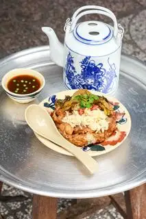 Hình ảnh Xôi Gà Sốt Tiêu Đen