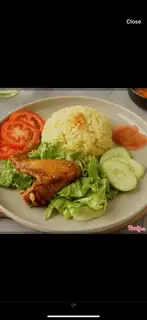 Hình ảnh Cơm rang cánh gà chiên mắm
