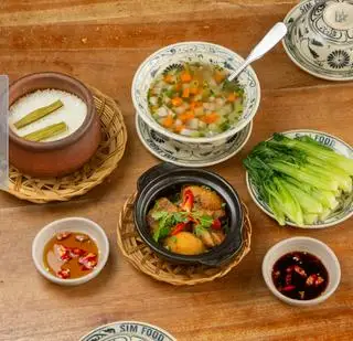 Hình ảnh Set 17. Thịt kho tàu