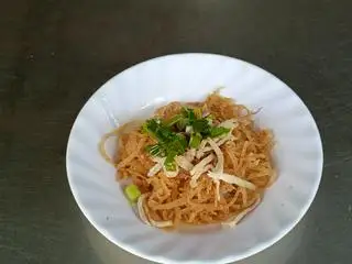 Bì thêm - 20.000 ₫ tại Bún Thịt Nướng Ngọc Lan - Nguyễn Thần Hiến