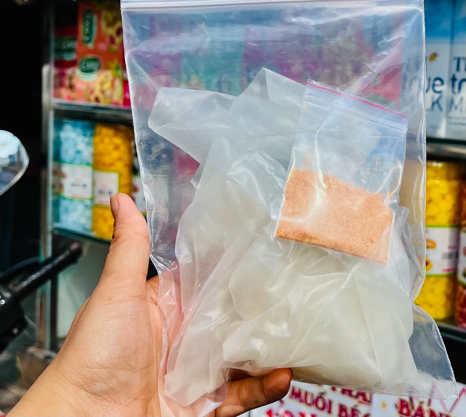Bánh Tráng Muối Nhuyễn - 15.000 ₫ tại Bánh Tráng Chị Ba - Tôn Thất Thuyết