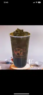Trà bí đao hạt chia + thạch sương sáo  - 28.000 ₫ tại Trà Sữa Hong Kong Baley Tea - Trần Quốc Thảo
