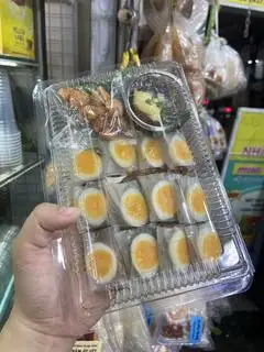 Hình ảnh Bánh Tráng Dẻo Cuốn Trứng Lòng Đào 