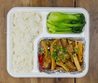 Hình ảnh Thịt kho măng