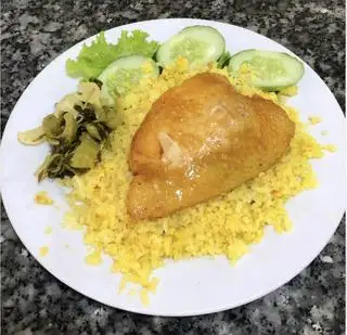 Hình ảnh Cơm xối mỡ má đùi +gỏi chua 