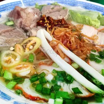 Hủ tiếu -thịt ,bò viên,tim,gan,phèo... - 40.000 ₫ tại Hủ Tiếu & Bánh Canh Trạm Y Tế Bình Hưng - Đường Số 1
