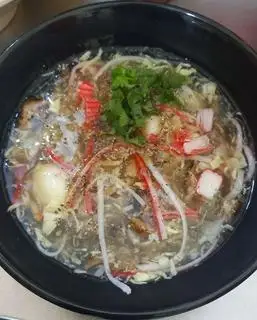 Súp gà xé thanh cua - 37.000 ₫ tại Hoàng Gia - Phá Lấu & Súp Cua - Bến Bình Đông