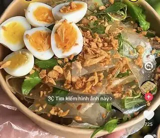 Hình ảnh Bánh tráng trộn tỏi phi - hành phi