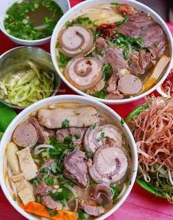 bún bò gân chả - 40.000 ₫ tại Quán Hữu Phát - Bún Bò Huế & Cháo Lòng - Tân Kỳ Tân Quý
