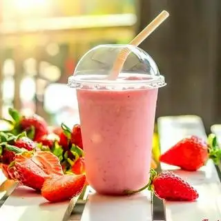 Sinh tố dâu - 35.000 ₫ tại Giải Khát Cô Sang - Sinh Tố & Nước Ép - Hoà Hảo