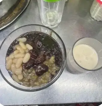 Chè Đậu Thập Cẩm  - 40.000 ₫ tại Chè Thái Sữa - Đoàn Văn Bơ