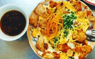 Bột chiên 1 trứng  - 40.000 ₫ tại Quán Nguyệt Tròn - Gỏi Cuốn & Bột Chiên - Lý Thái Tổ