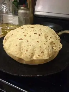 Roti ( Chapati )  - 22.000 ₫ tại Sanaten Indian Food - Nhà Bà Nhi - Kha Vạn Cân