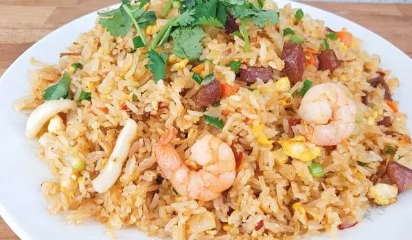 Hình ảnh cơm chiên hải sản