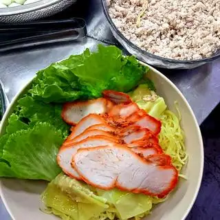 Mì hoành thánh xá xíu - 75.000 ₫ tại Hủ Tiếu Nam Vang & Cơm Văn Phòng Hàng Xanh - Điện Biên Phủ