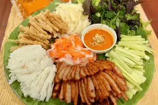 Hình ảnh 5 nem + 1 trà chanh 700ml