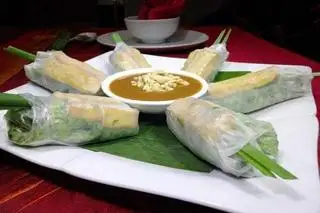 Hình ảnh GỎI CUỐN CHAY ( 2 CUỐN ) 