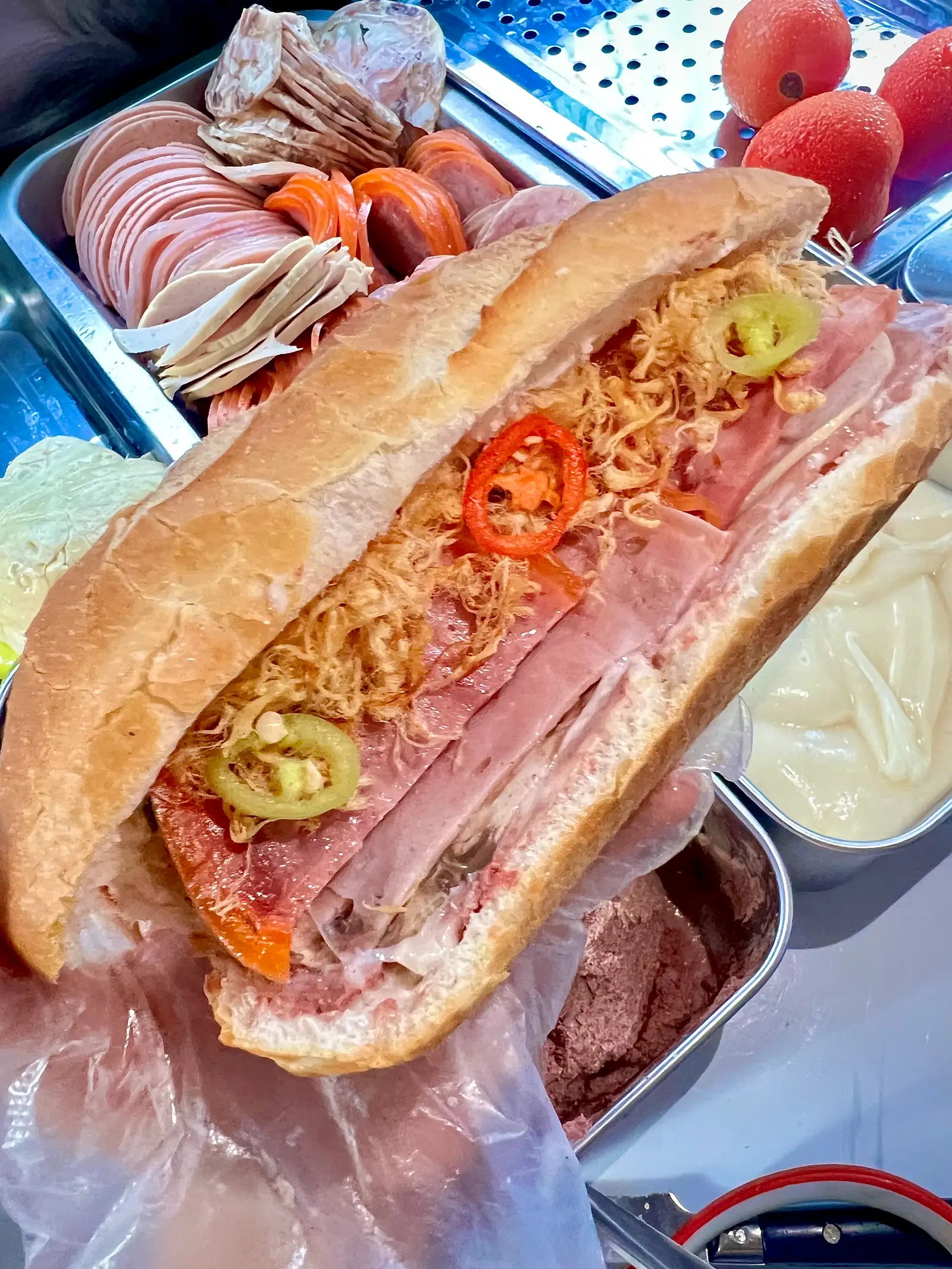 Bánh Mì Thịt Full Bơpate - 30.000 ₫ tại Bánh Mì A Phấy - Chung Cư Nguyễn Thiện Thuật