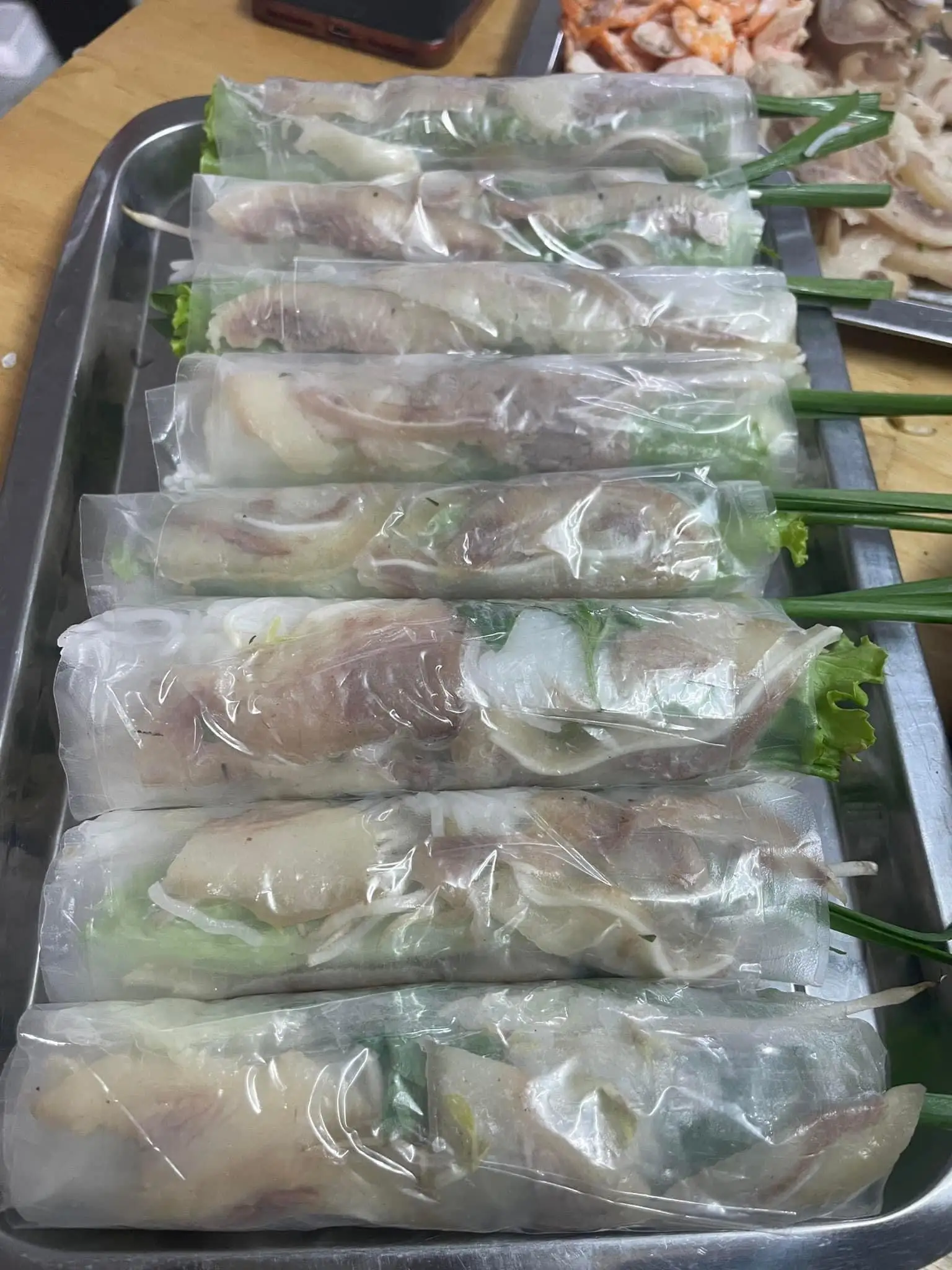 Gỏi cuốn tai heo - 10.000 ₫ tại Yummy House - Gỏi Cuốn, Ăn Vặt & Trà Các Loại - Hai Bà Trưng