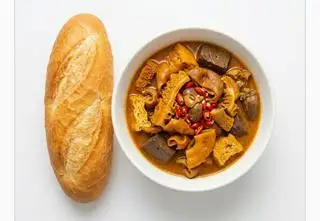 Bánh mì + phá lấu  - 51.000 ₫ tại PHÁ LẤU NHÀ NẤU - Bến Vân Đồn