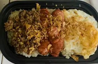 Hình ảnh Xôi Pate Xúc Xích Trứng 