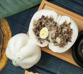 Hình ảnh Bánh Bao Thịt 2 Trứng Cút