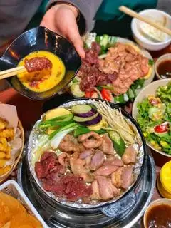 Hình ảnh Gọi Lẻ Nầm 250g + Sốt Me, Rau Xalach