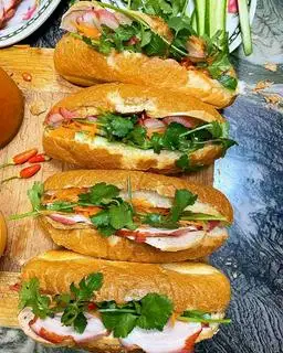 Hình ảnh Bánh mì đặc biệt