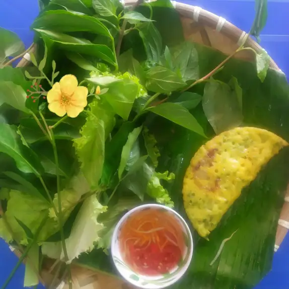 Bánh Xèo Trứng Thịt Heo - 1 cái - 17.000 ₫ tại Bánh Xèo Cô Nương Miền Trung - Bùi Thế Mỹ