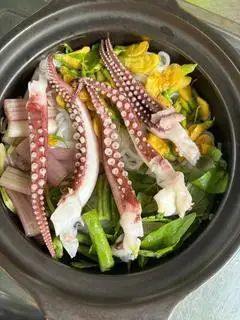 Hình ảnh  Bún mực