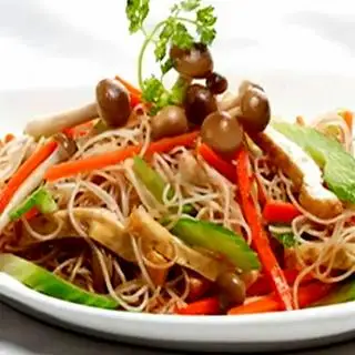 Bún gạo xào chay Singapore - Stir fried rice noodles - 50.000 ₫ tại Thiền Tịnh - Cơm Chay - Vũ Huy Tấn