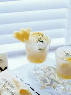 Hình ảnh Ép Dứa Lắc Yakul