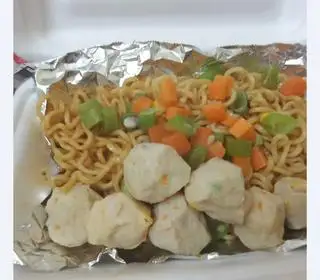 Hình ảnh Mì trộn viên rau củ 
