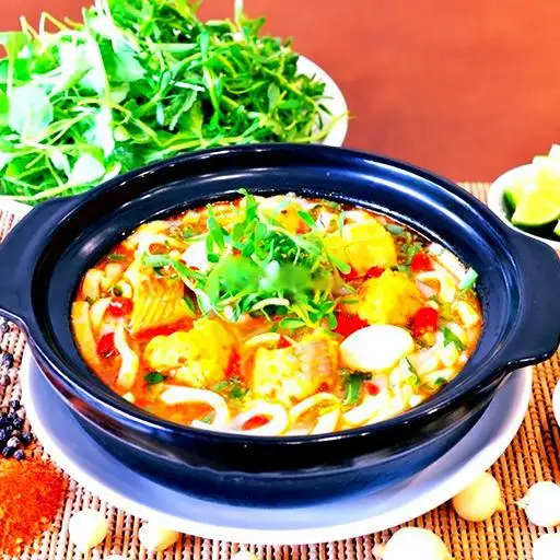 Hình ảnh Bánh canh cá lóc Huế tô thường
