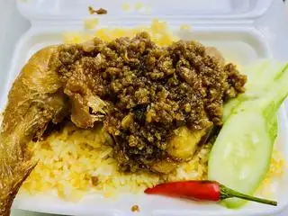 Hình ảnh Cơm Gà Đùi 1/4 Sốt Tương Tỏi ( New )