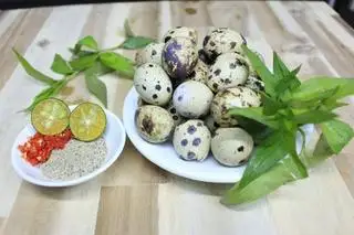 Hình ảnh Cút lộn luộc