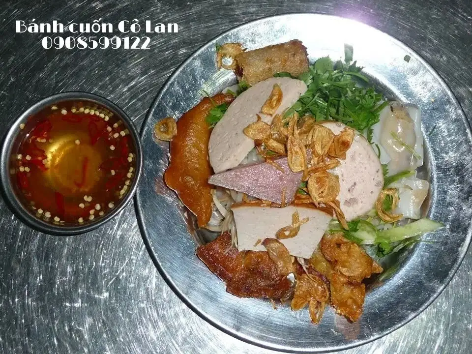 Bánh Cuốn full topping - 47.000 ₫ tại Bánh Cuốn Bánh Ướt Cô Lan - Trần Khắc Chân