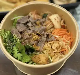 Hình ảnh Mì trộn indomie bò