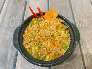 Hình ảnh Cơm Rang Tỏi Tép Xứ Quảng kèm 1 ly coca