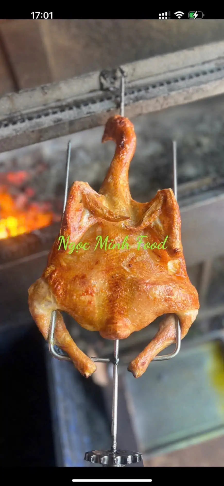[Best seller] 1 CON GÀ QUAY -100% Gà Mái (0,8 kg sau quay)Chicken - 265.000 ₫ tại Hệ Thống Gà Quay Ngọc Minh Food - Bánh Bao & Cơm Lam - Phan Văn Trị