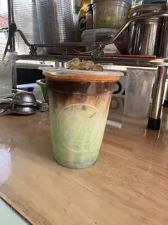 Hình ảnh matcha latte cà phê