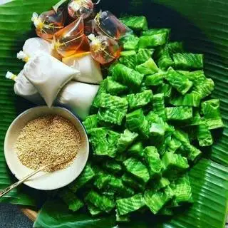 Hình ảnh Bánh đúc lá dứa