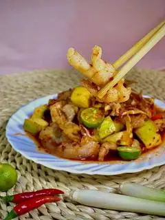 Hình ảnh Chân gà rút xương sốt Thái M