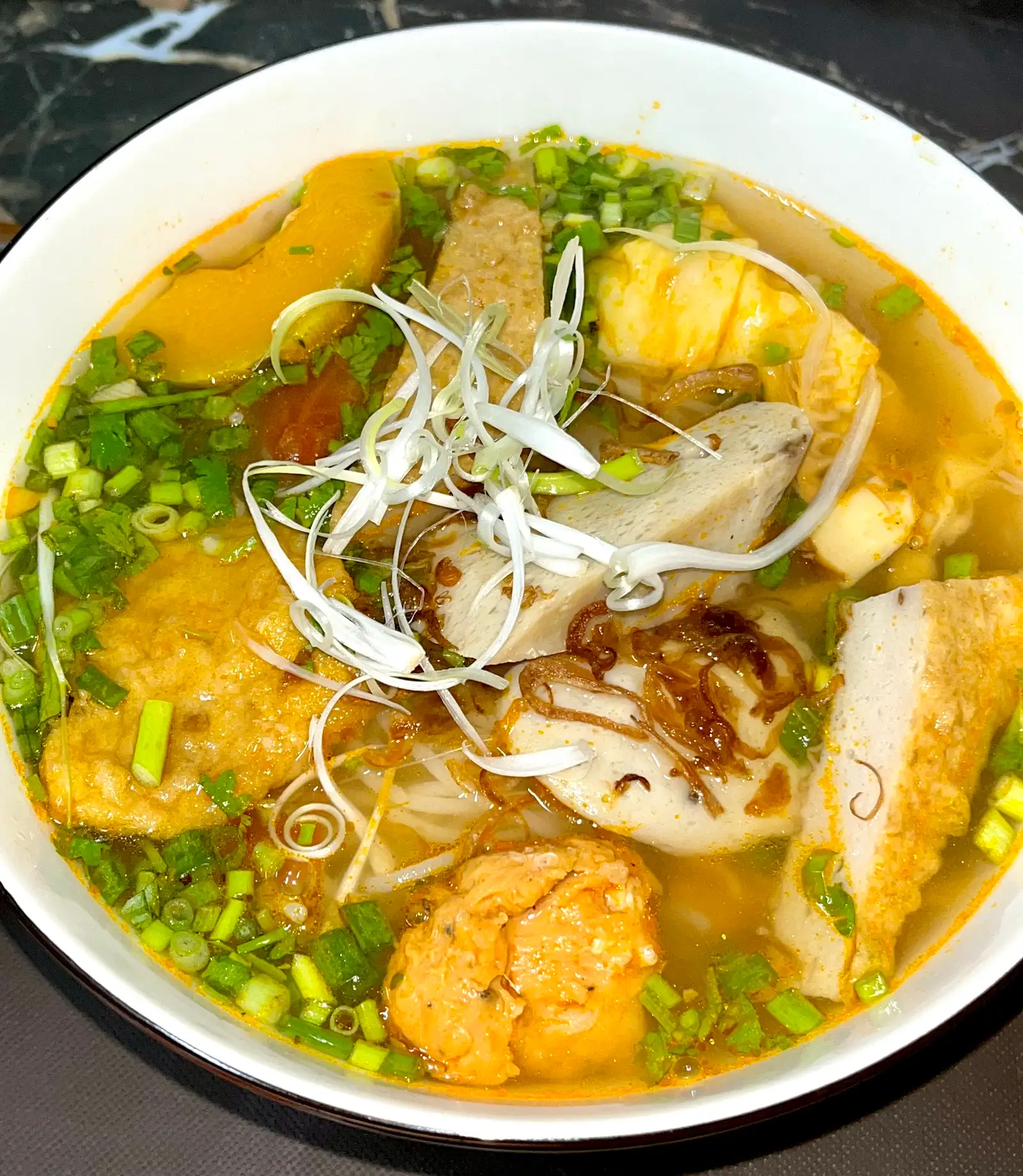 Bún chả cá thập cẩm đặc biệt - 68.000 ₫ tại Mười Thời Đà Nẵng - Bún Mắm Nêm - Phan Sào Nam